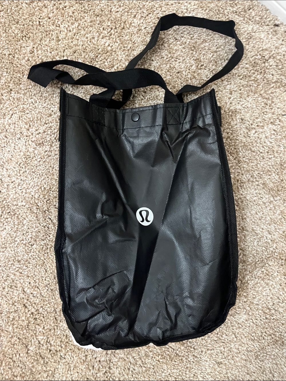 lululemon athletica Black Reusable Logo Tote - Picture 2 of 4
